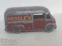 MATCHBOX LESNEY. No 69A Commer Van "Nestle's" 1959