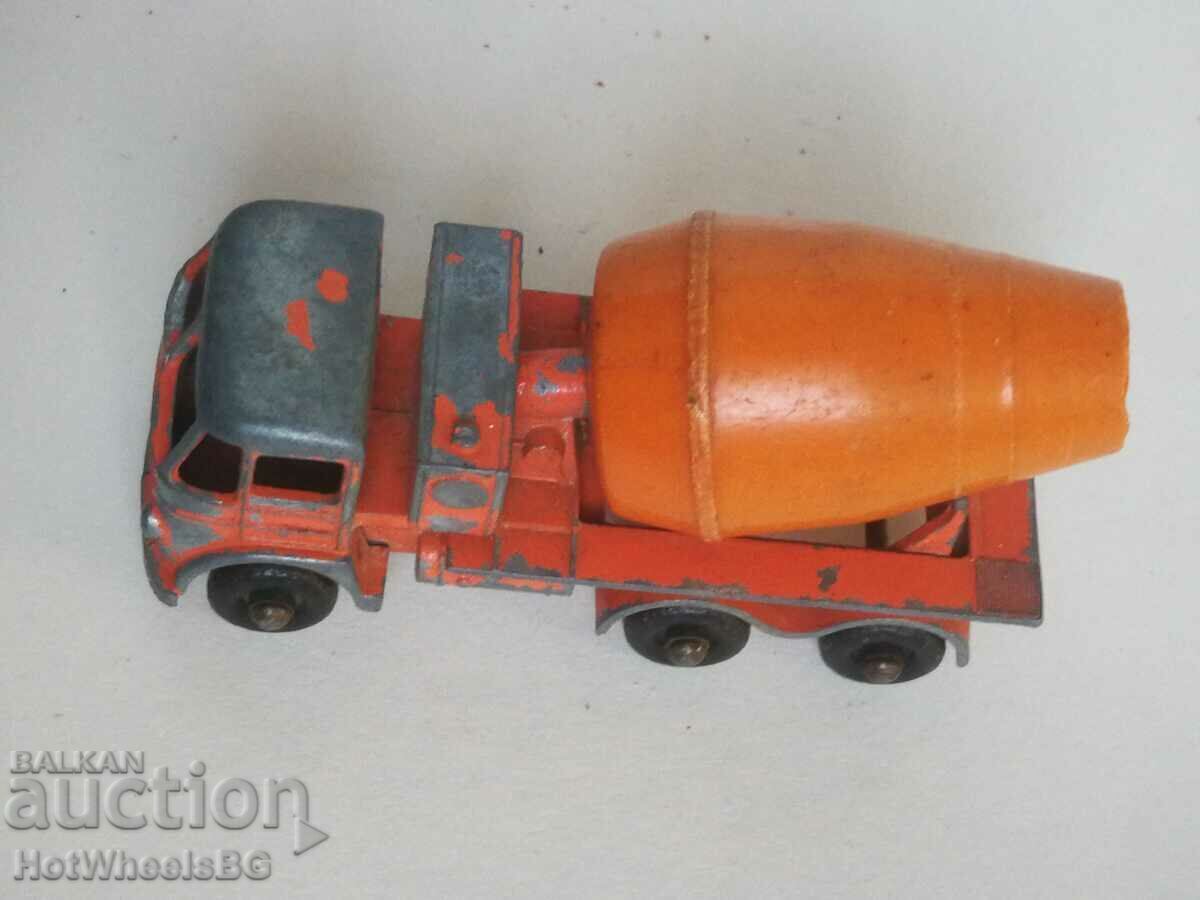 MATCHBOX LESNEY. No 26B Foden Cement Mixer 1961 - 5 MATCHBOX LESNEY. No 26B Foden Cement Mixer 1961 - 5