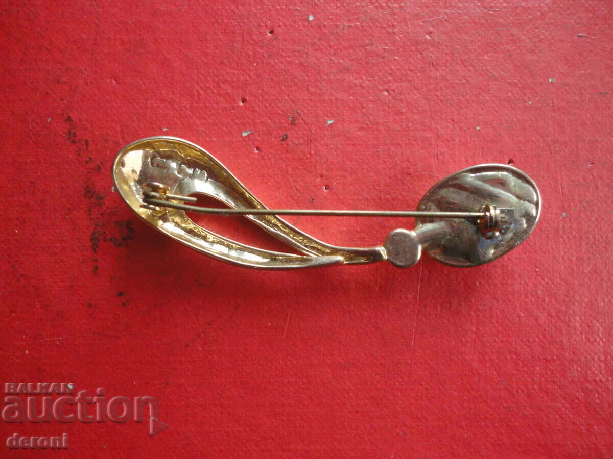 Licitație Broșă cu perle placată cu aur 56 Licitație Broșă cu perle placată cu aur 56