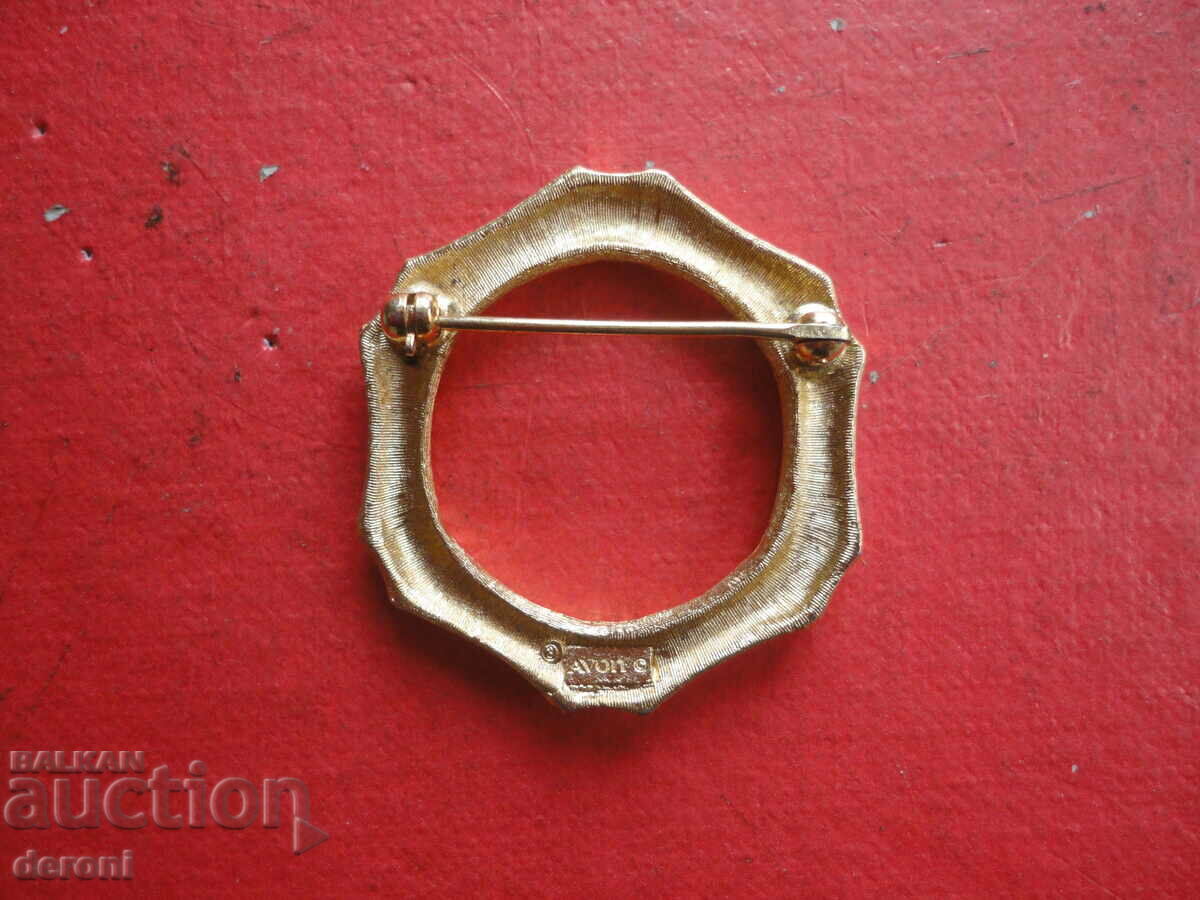 Δημοπρασία Καρφίτσα Avon 58 επίχρυση Δημοπρασία Καρφίτσα Avon 58 επίχρυση