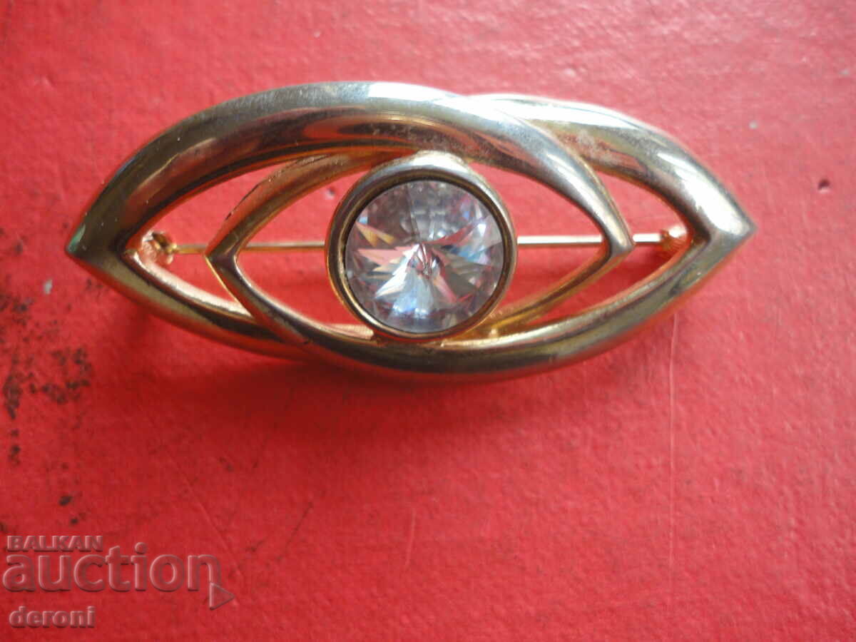 Gold-plated brooch with stone 60 with price 10.00 BGN | € 5.11 Gold-plated brooch with stone 60 with price 10.00 BGN | € 5.11
