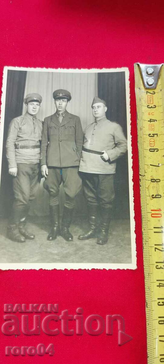 AVIATOR - FLYER - SOFIA - WW II with price 30.00 BGN | € 15.34 AVIATOR - FLYER - SOFIA - WW II with price 30.00 BGN | € 15.34