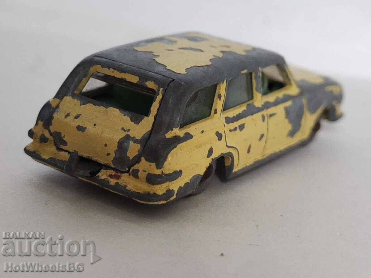 Delivery of MATCHBOX LESNEY. No. 38B Vauxhall Victor Estate Car 1963 Delivery of MATCHBOX LESNEY. No. 38B Vauxhall Victor Estate Car 1963
