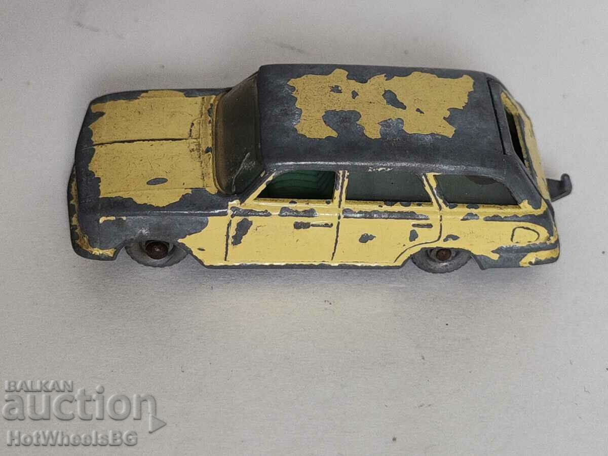 MATCHBOX LESNEY. No. 38B Vauxhall Victor Estate Car 1963 - 5 MATCHBOX LESNEY. No. 38B Vauxhall Victor Estate Car 1963 - 5