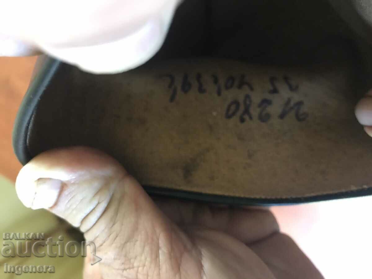 LEATHER MILITARY BOOTS FROM Czarist times NEW No. 39-40 - 7 LEATHER MILITARY BOOTS FROM Czarist times NEW No. 39-40 - 7