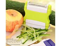 Foldable multifunctional knife for peeling fruits and vegetables