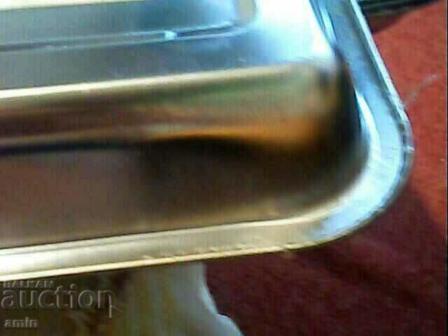 Auction 3 metal 4 brand new pans for cooking.. Auction 3 metal 4 brand new pans for cooking..