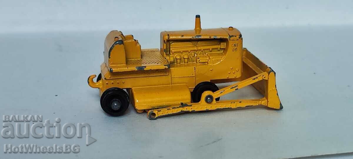 Auction MATCHBOX LESNEY. No. 18D Caterpillar D8 Bulldozer 1964 Auction MATCHBOX LESNEY. No. 18D Caterpillar D8 Bulldozer 1964