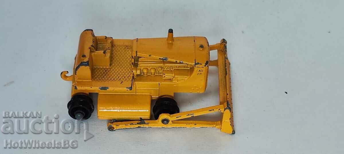 MATCHBOX LESNEY. No. 18D Caterpillar D8 Bulldozer 1964 - 5 MATCHBOX LESNEY. No. 18D Caterpillar D8 Bulldozer 1964 - 5