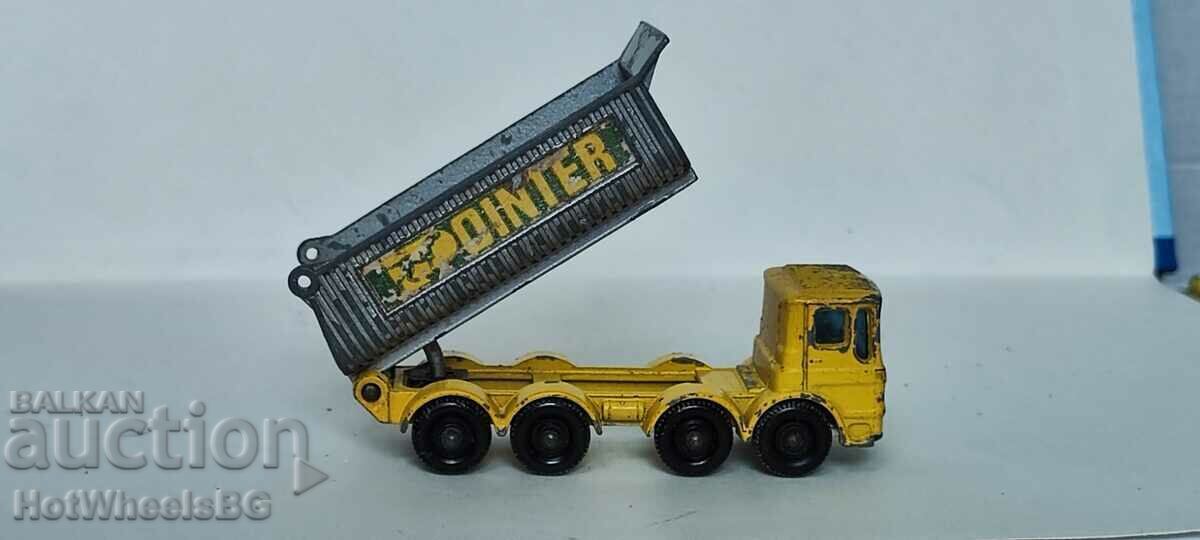 MATCHBOX LESNEY. No. 51C 8 Wheel Tipper 1969 - 5 MATCHBOX LESNEY. No. 51C 8 Wheel Tipper 1969 - 5