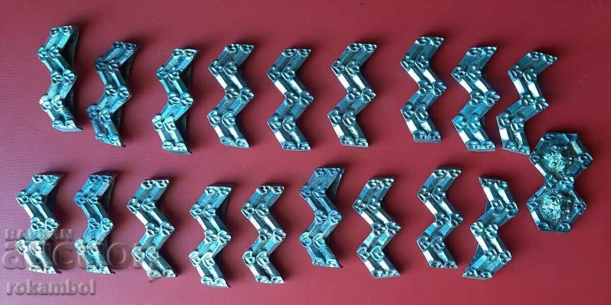 Ασημένιοι σύνδεσμοι ζωνών Αναγέννησης - 5 Ασημένιοι σύνδεσμοι ζωνών Αναγέννησης - 5