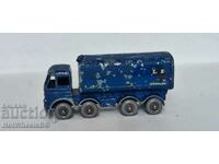 - MATCHBOX LESNEY. No 10C Foden 15ton Sugar Container 1960