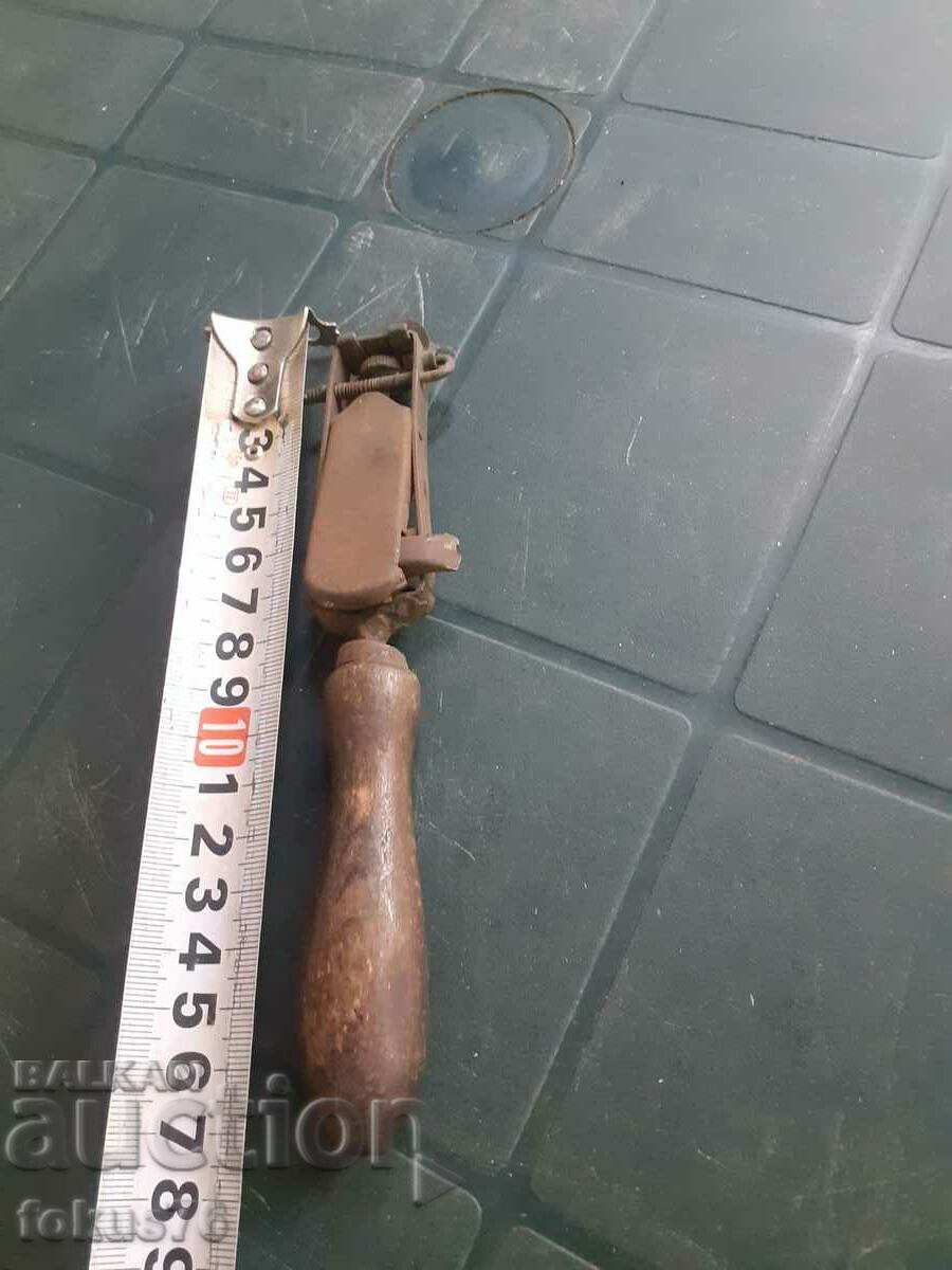 An old device - a tool - 6 An old device - a tool - 6