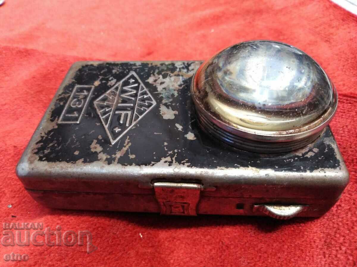 OLD GERMAN FLASHLIGHT-VSV, searchlight, lantern with price 30.00 BGN | € 15.34