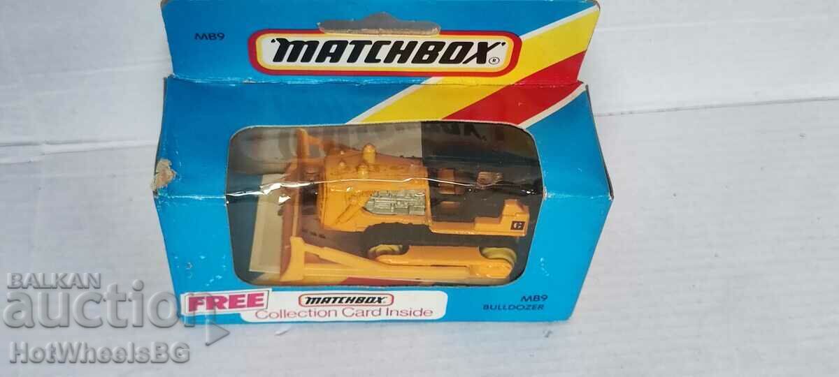 MATCHBOX LESNEY. No. MB 9 Bulldozer - 5