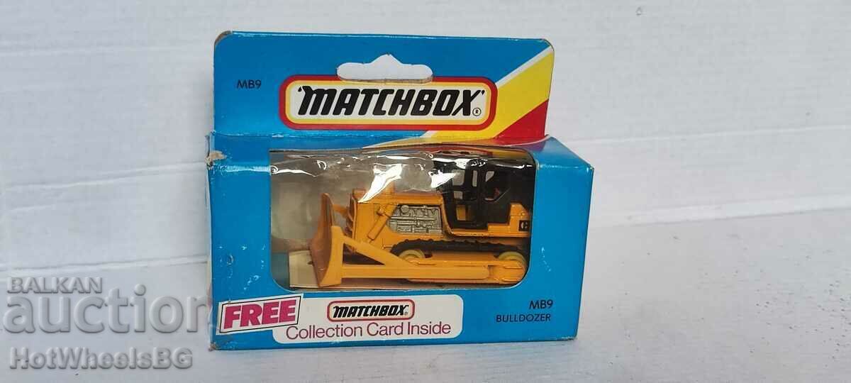 MATCHBOX LESNEY. No. MB 9 Bulldozer