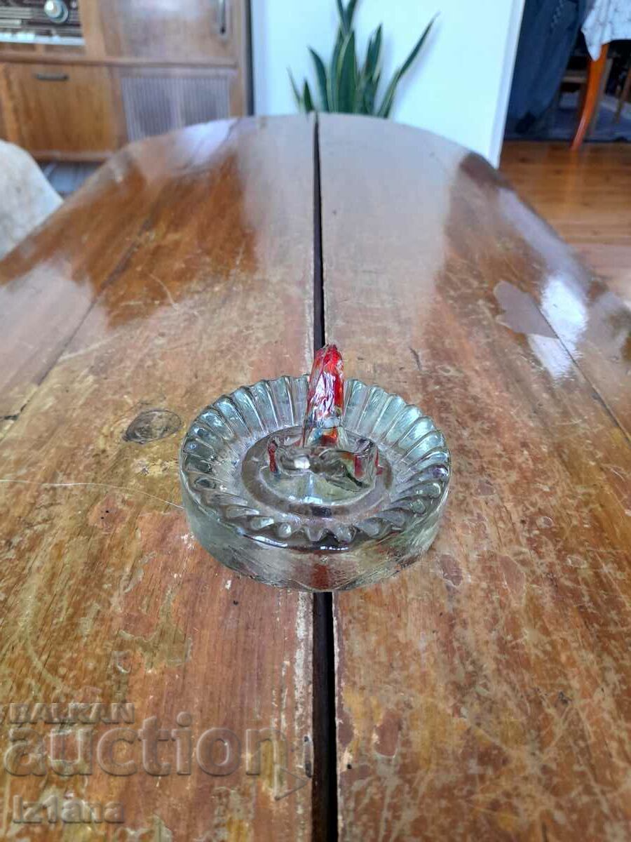 Delivery of Old glass figure, bird figure Delivery of Old glass figure, bird figure