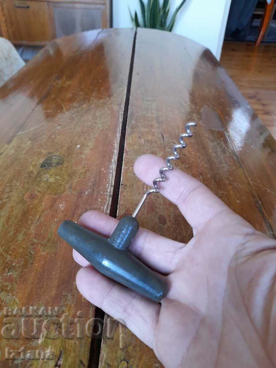 Old corkscrew with price 13.00 BGN | € 6.65 Old corkscrew with price 13.00 BGN | € 6.65