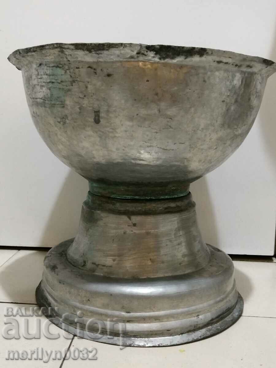 Crin bisericesc 28/30cm pentru botez apa vas din cupru din cupru cu preț € 174.83 | 341.94 BGN