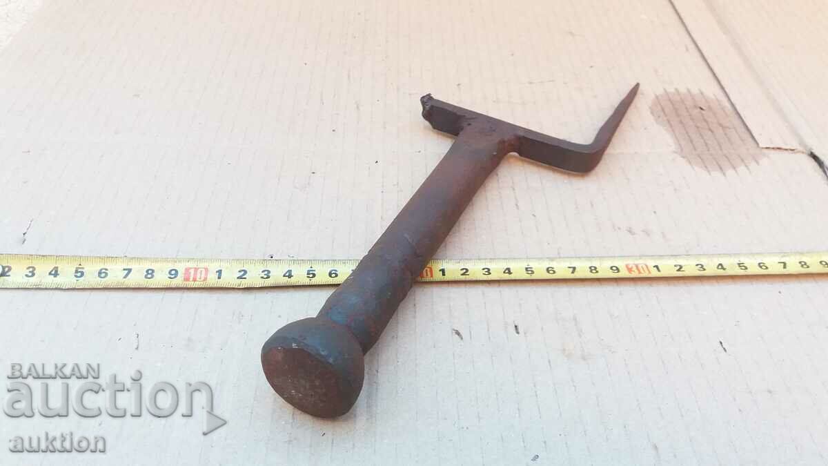 OLD Movable Anvil - 6 OLD Movable Anvil - 6