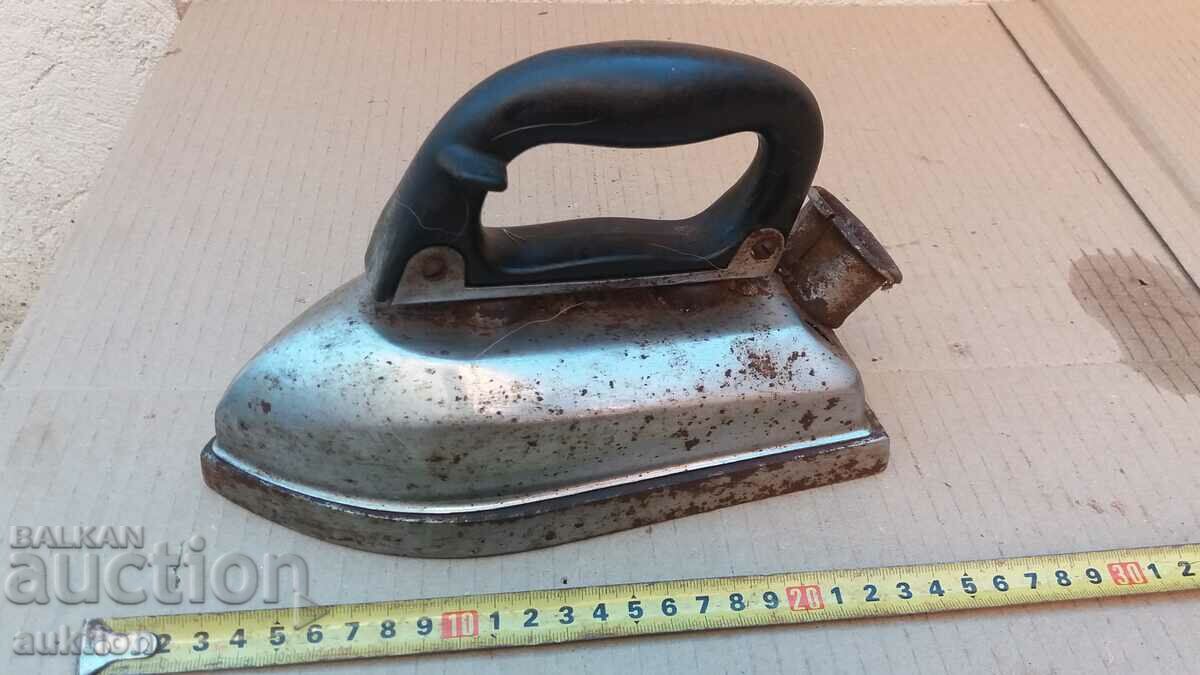 OLD IRON with price 4.99 BGN | € 2.55 OLD IRON with price 4.99 BGN | € 2.55