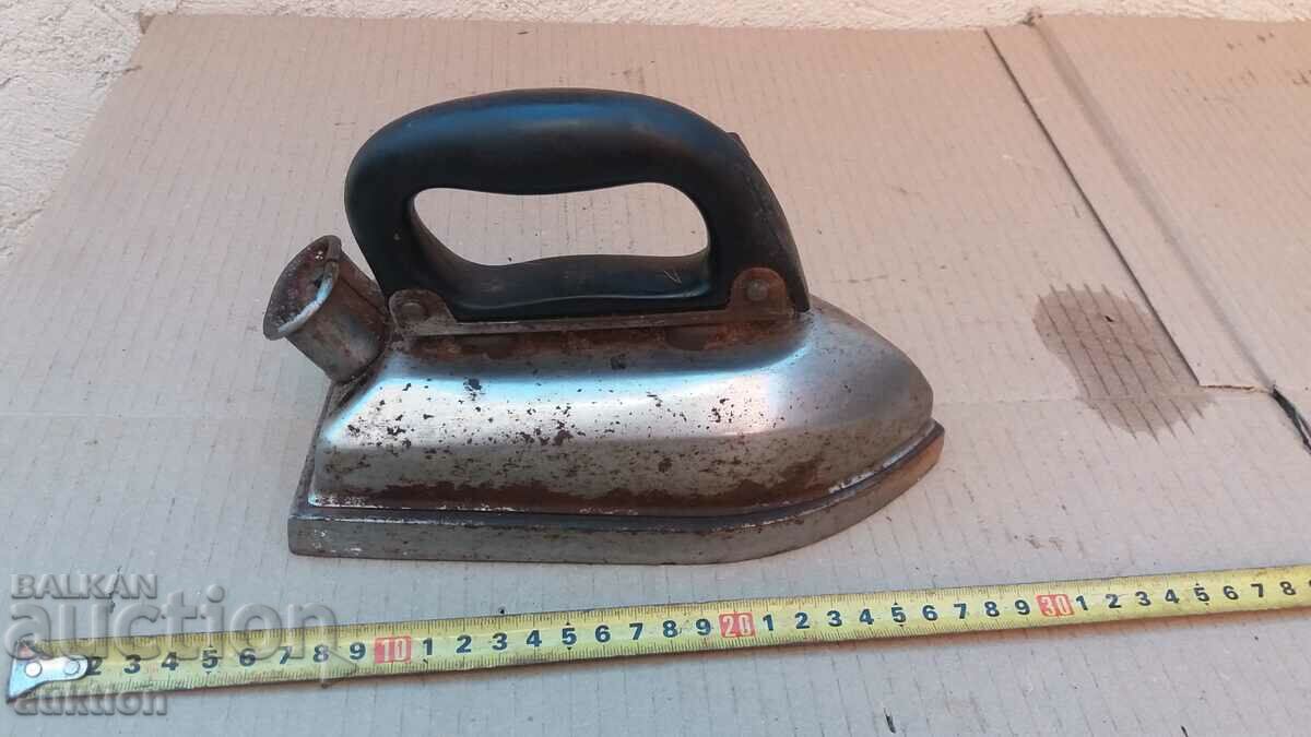 Auction OLD IRON Auction OLD IRON