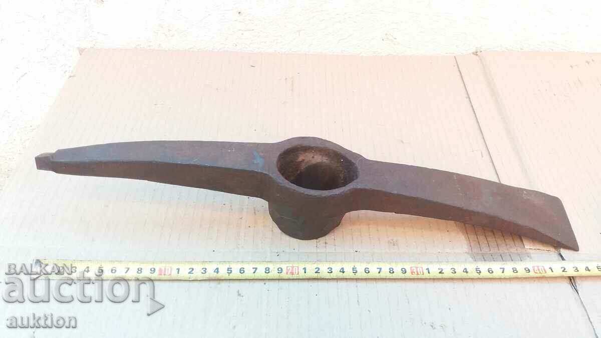 massive pickaxe - construction troops with price 9.99 BGN | € 5.11 massive pickaxe - construction troops with price 9.99 BGN | € 5.11