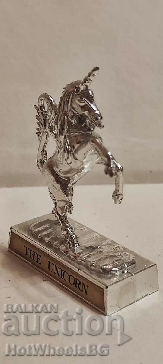 CUTIA DE chibrituri LESNEY. - 1975 cu preț 25.00 BGN | € 12.78 CUTIA DE chibrituri LESNEY. - 1975 cu preț 25.00 BGN | € 12.78