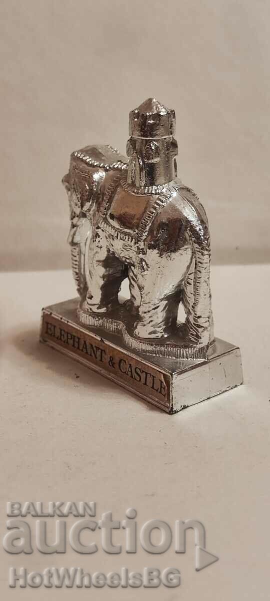 CUTIA DE chibrituri LESNEY. - 1975 cu preț 20.00 BGN | € 10.23 CUTIA DE chibrituri LESNEY. - 1975 cu preț 20.00 BGN | € 10.23