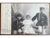 Photograph of children 1908