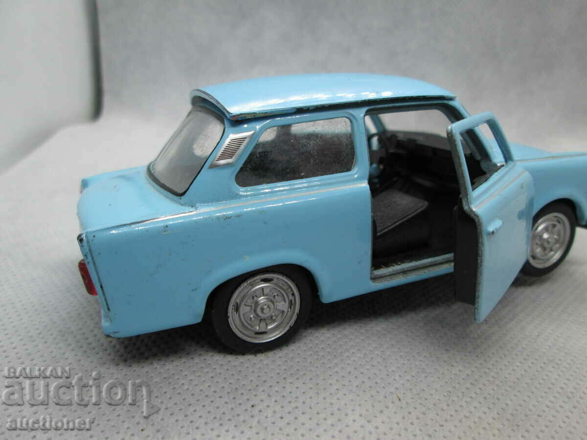 Delivery of TRABANT-601 METAL MODEL FOR PARTS OR RESTORATION Delivery of TRABANT-601 METAL MODEL FOR PARTS OR RESTORATION