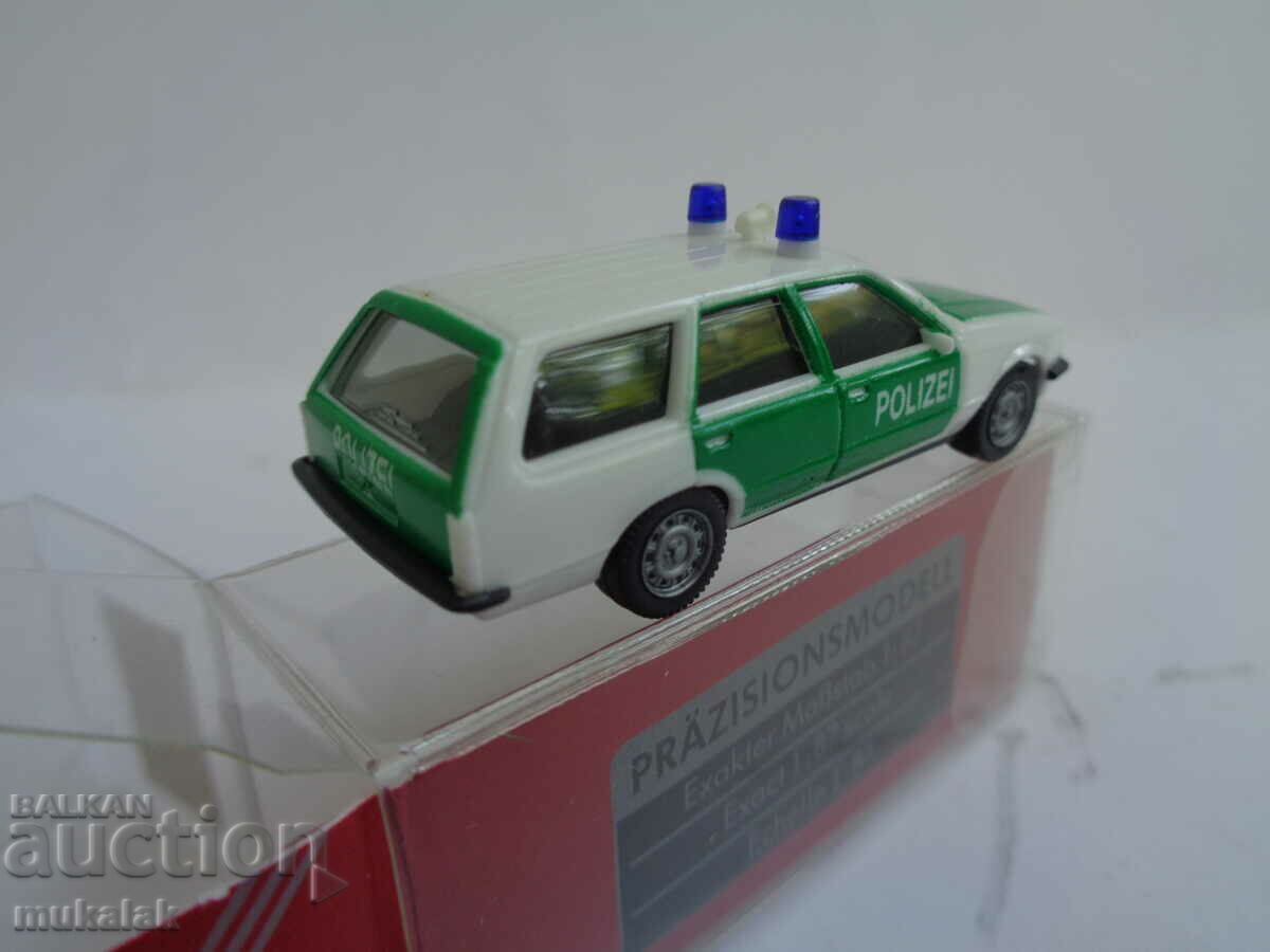 Auction HERPA H0 1/87 OPEL REKORD POLICE MODEL TROLLEY TOY Auction HERPA H0 1/87 OPEL REKORD POLICE MODEL TROLLEY TOY