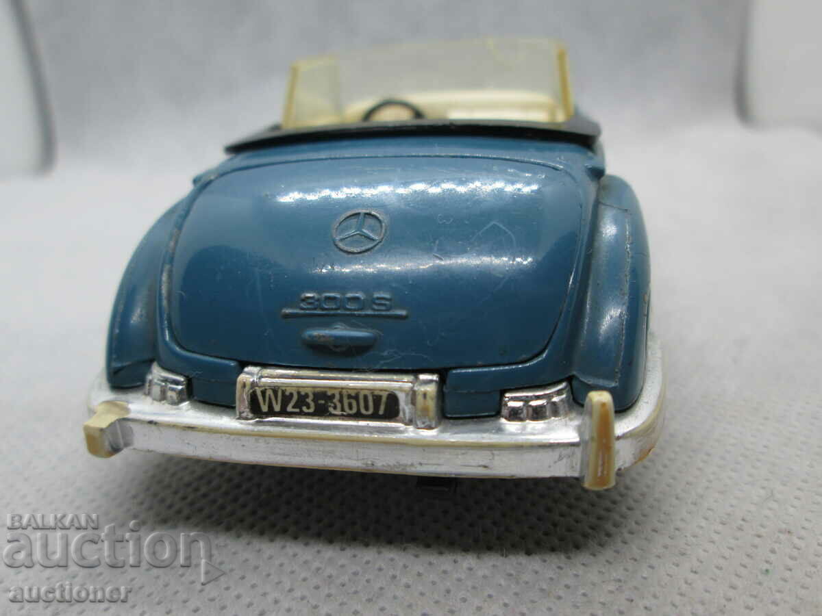 CORGI MERCEDES-BENZ300S-1956 1/35 - 5 CORGI MERCEDES-BENZ300S-1956 1/35 - 5