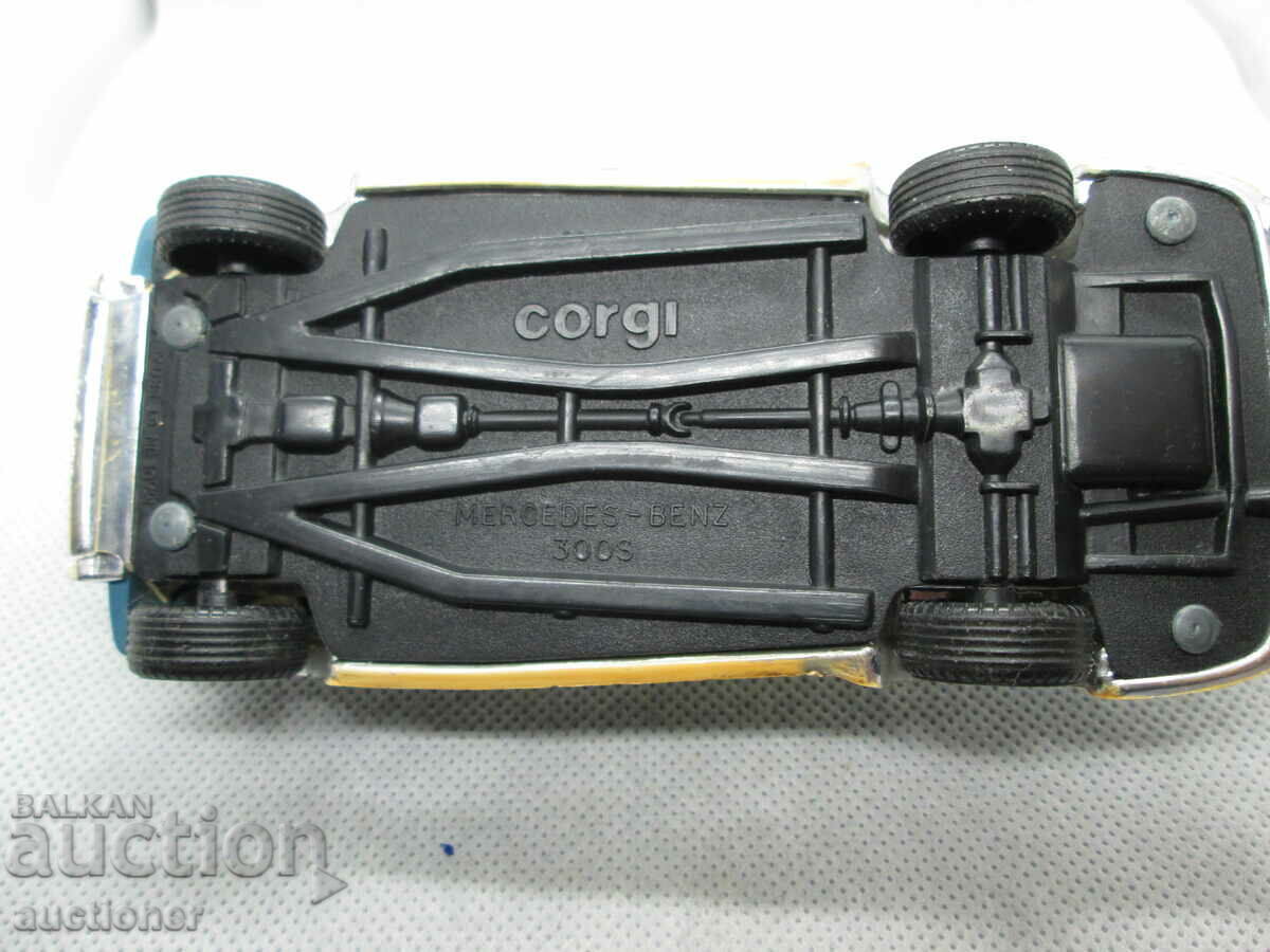 CORGI MERCEDES-BENZ300S-1956 1/35 - 7 CORGI MERCEDES-BENZ300S-1956 1/35 - 7