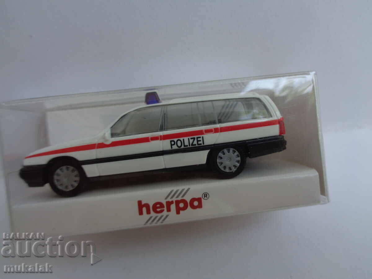 Auction  HERPA H0 1/87 OPEL OMEGA POLICE MODEL CAR TOY