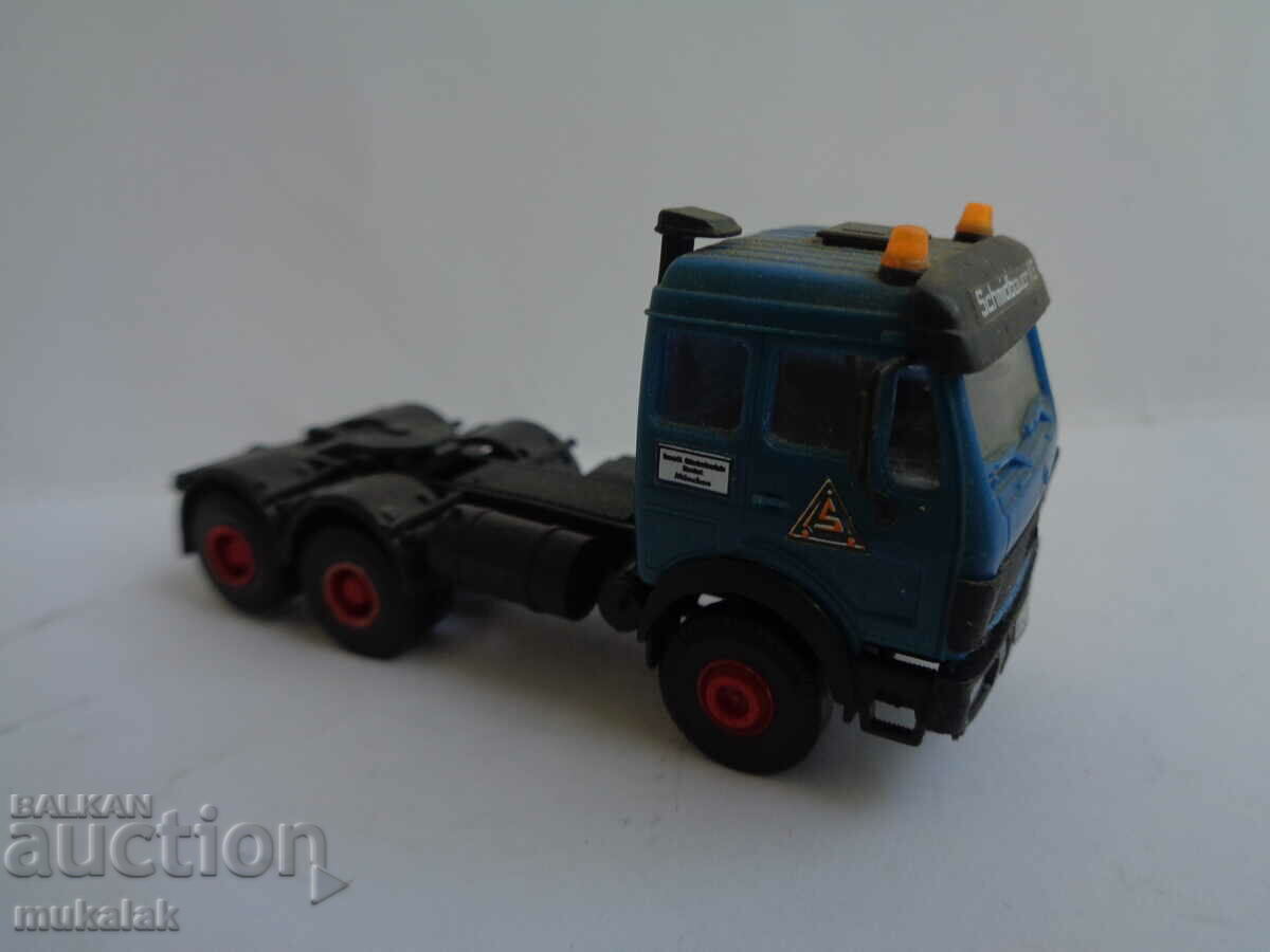 Auction  KIBRI H0 1/87 MERCEDES BENZ TRUCK MODEL TOY TROLLEY