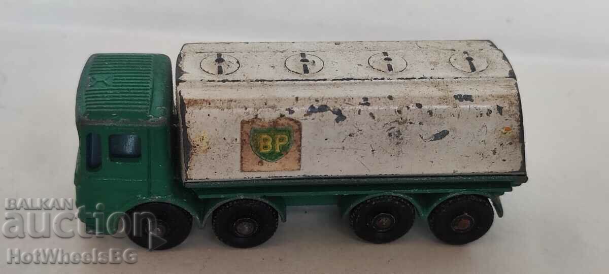 -Matchbox LESNEY -No 32C Leyland Petrol Tanker 1968 - 5 -Matchbox LESNEY -No 32C Leyland Petrol Tanker 1968 - 5