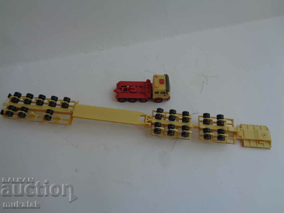 KIBRI H0 1/87 MERCEDES BENZ TRUCK MODEL TOY TROLLEY - 5 KIBRI H0 1/87 MERCEDES BENZ TRUCK MODEL TOY TROLLEY - 5