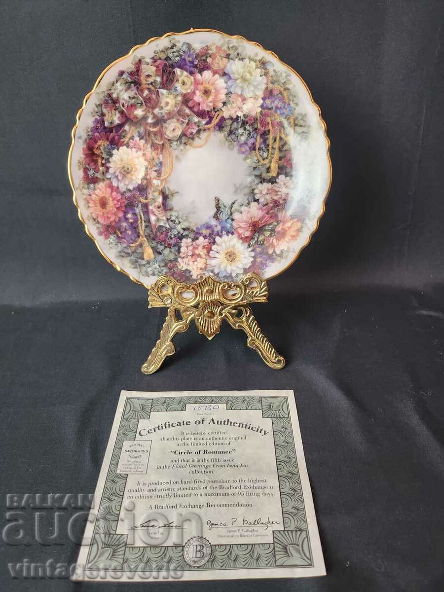 Decorative porcelain plate "Circle of Romance", Lena Liu