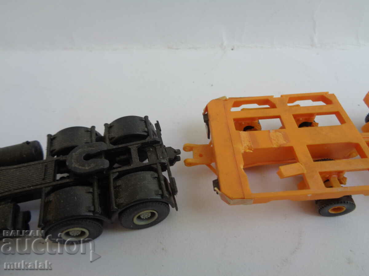KIBRI H0 1/87 MERCEDES BENZ TRUCK MODEL TOY TROLLEY with price 20.00 BGN | € 10.23