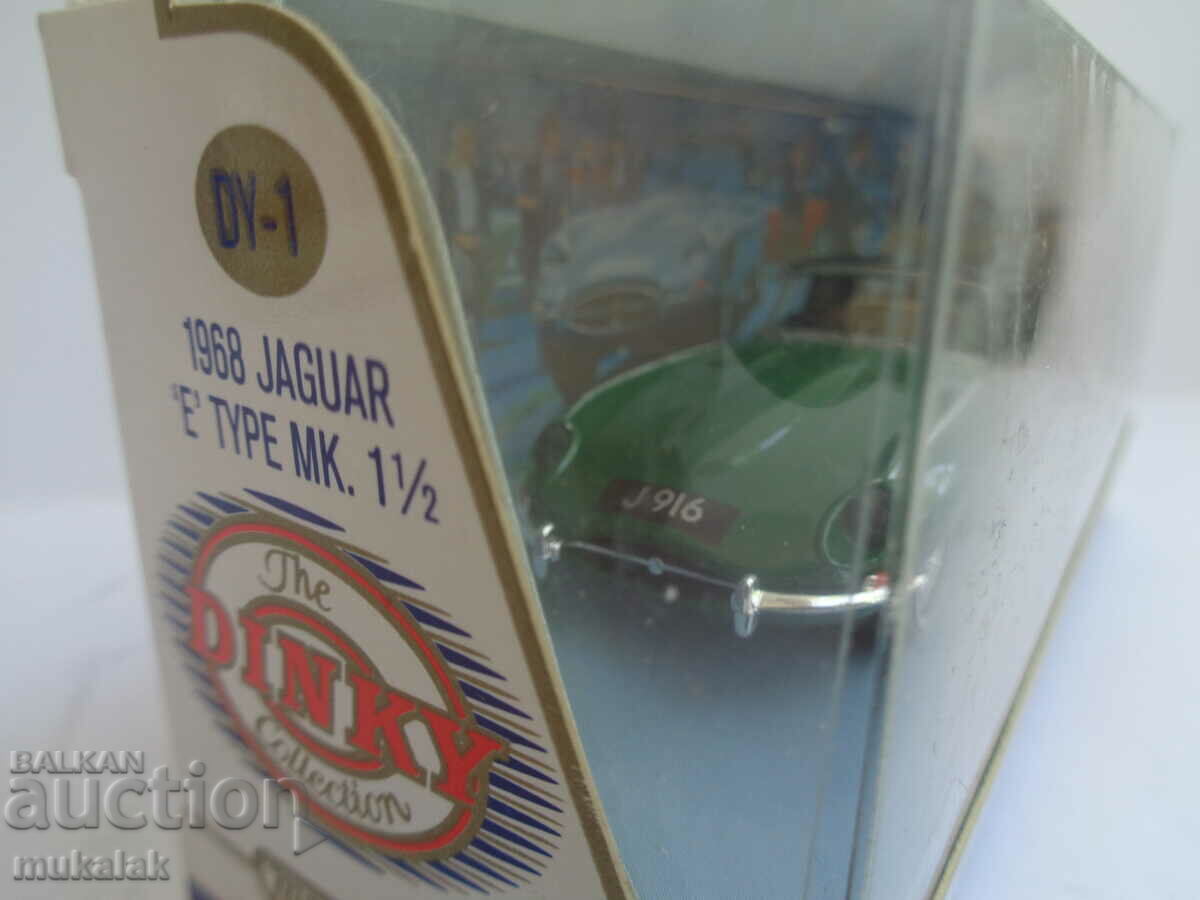 1:43 DINKY MACHBOX JAGUAR E TYPE 1968 MODEL DE MAȘINĂ cu preț 30.00 BGN | € 15.34