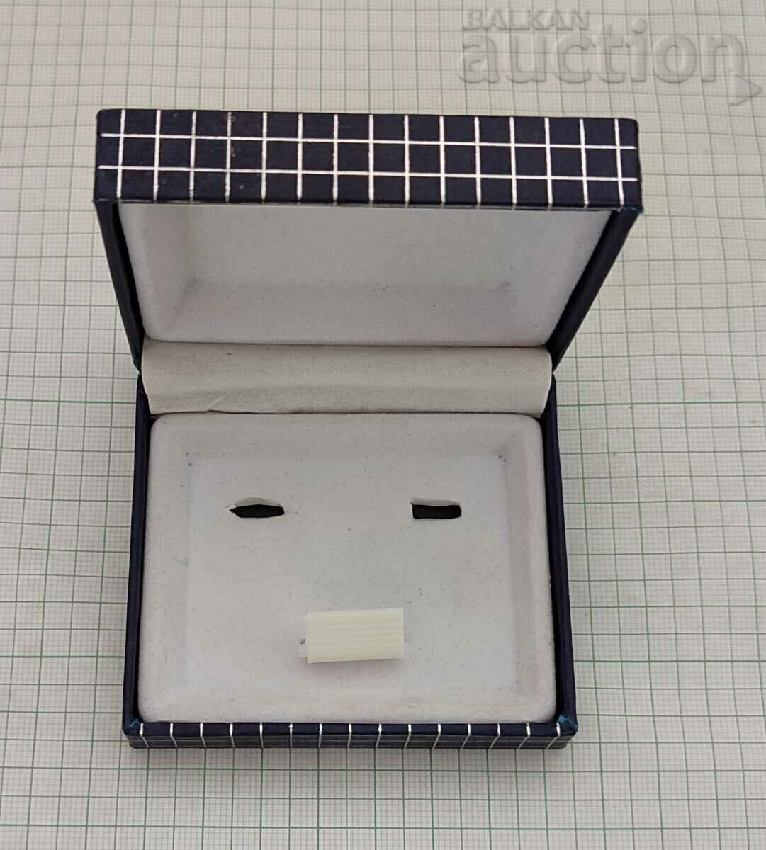 TIE CLIP AND BUTTON SET - 5 TIE CLIP AND BUTTON SET - 5