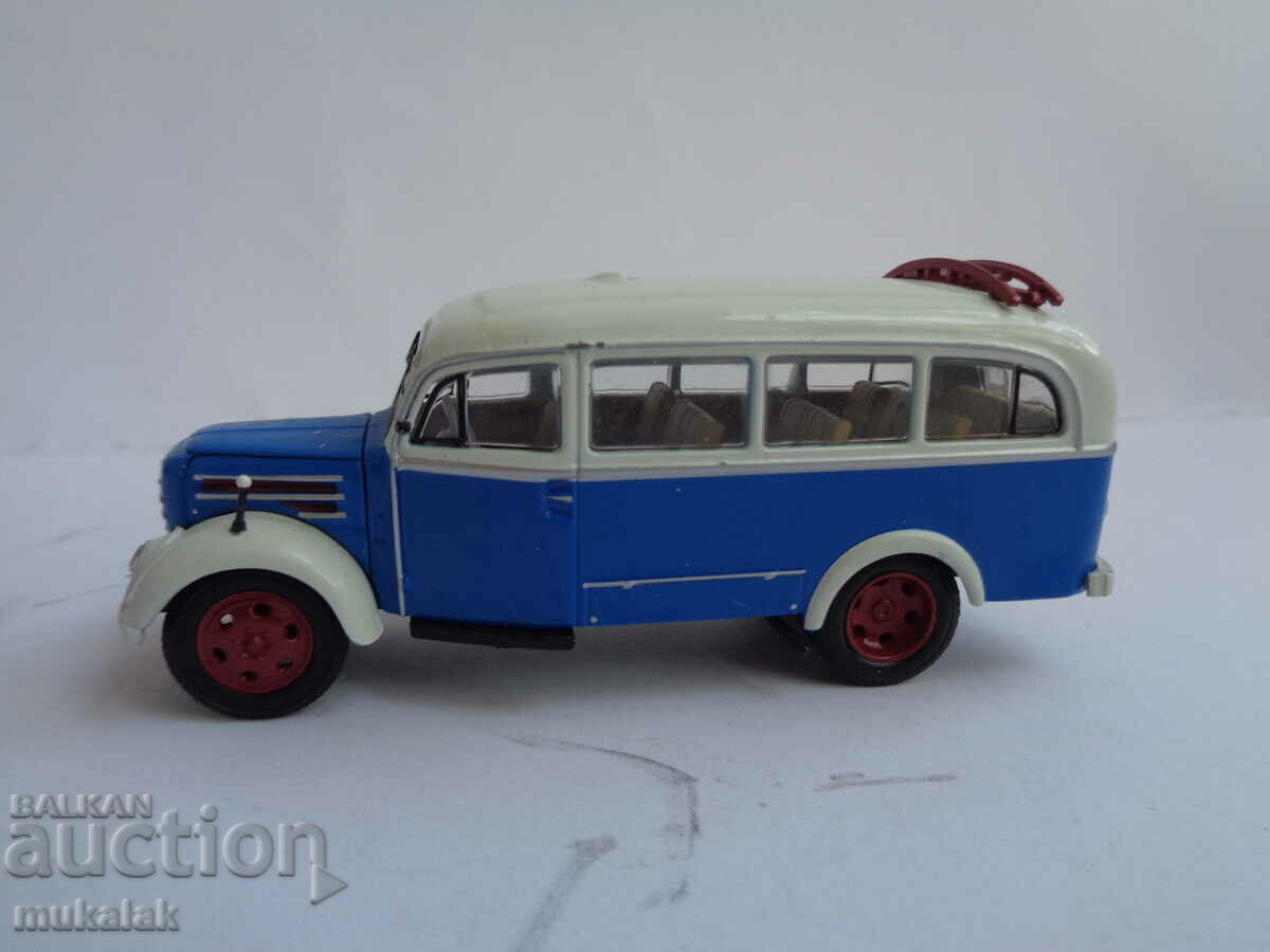 1:72 ATLAS ROBUR GARANT 1956 TROLLEY BUS RETRO MODEL with price 20.00 BGN | € 10.23