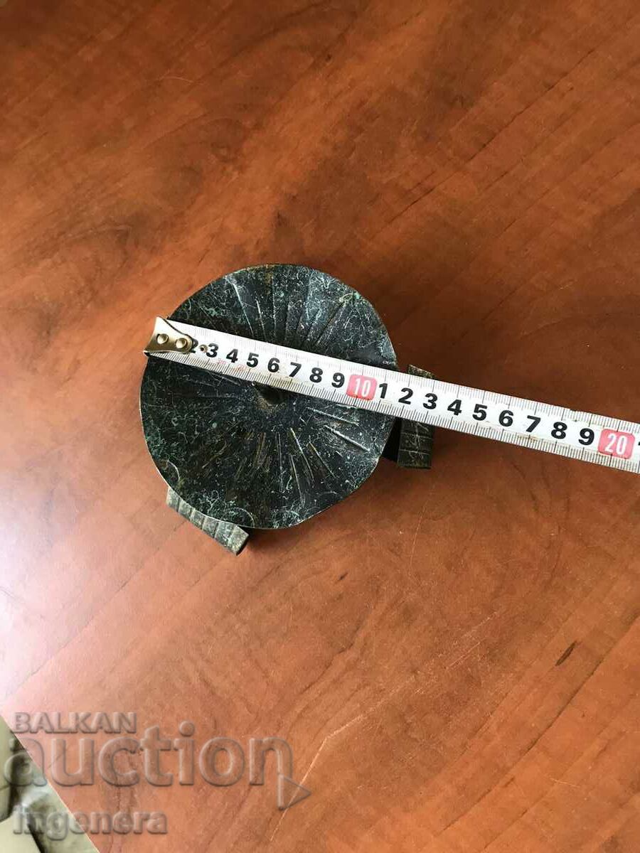 Delivery of CANDLESTICK WROUGHT IRON METAL OLD