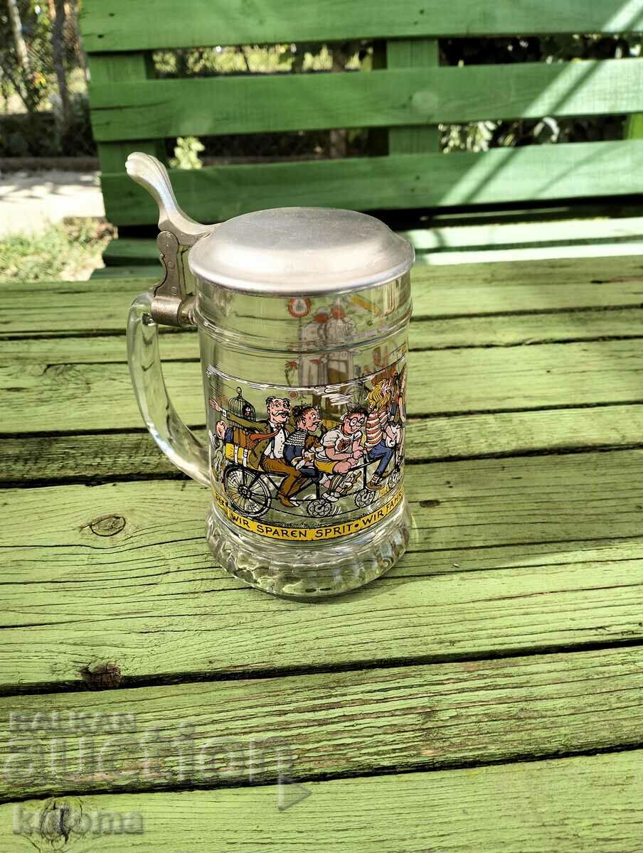 Glass beer mug