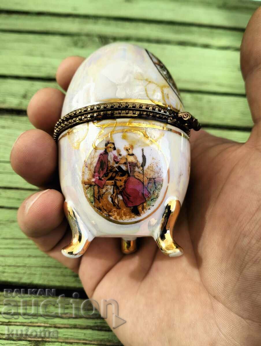 Порцеланово яйце с цена 44.99 лв. | € 23.00 Порцеланово яйце с цена 44.99 лв. | € 23.00