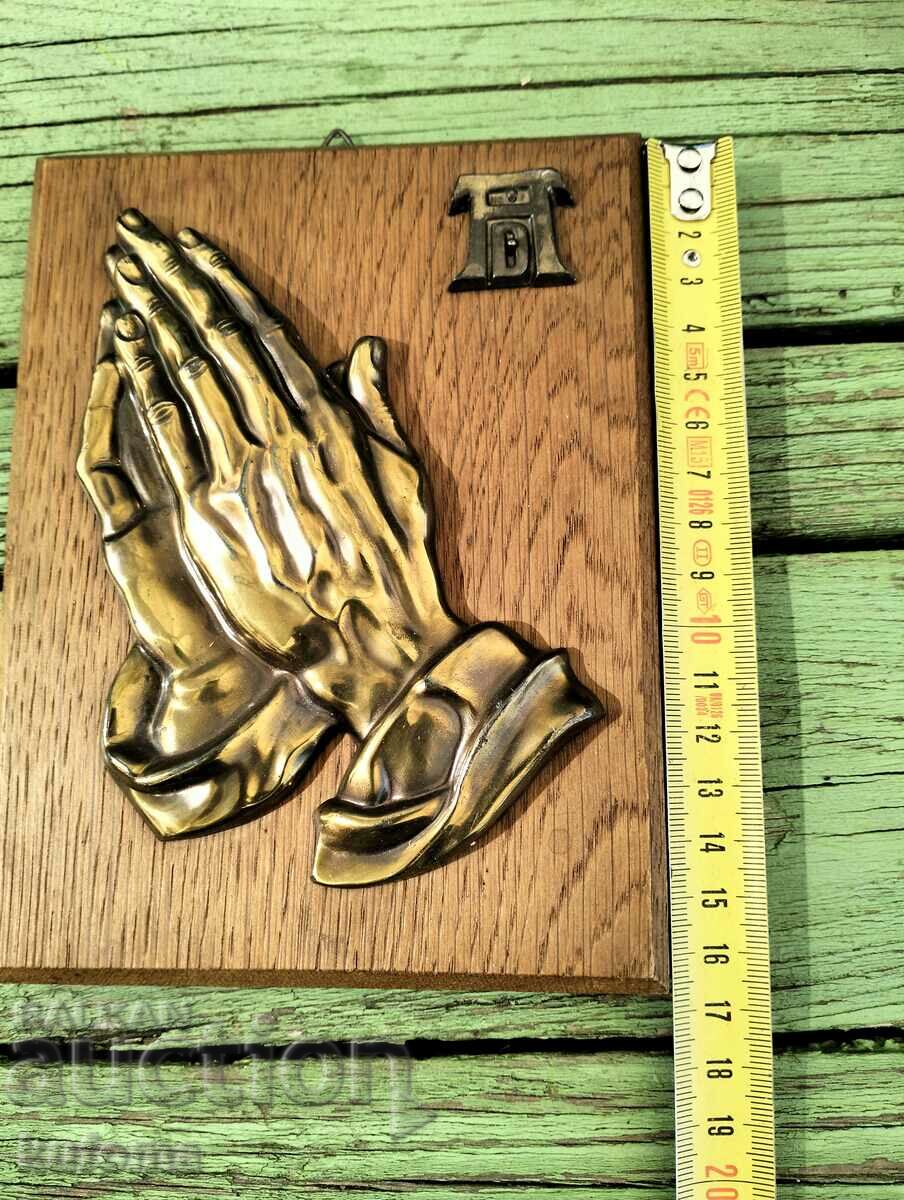 Auction The begging hands panel in wood and brass Auction The begging hands panel in wood and brass