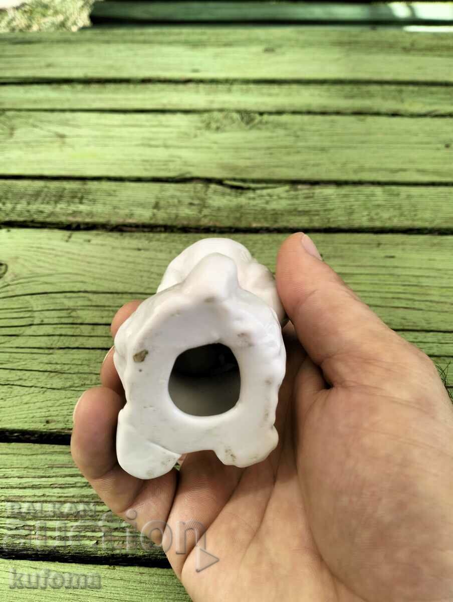 Licitație Câine de porțelan Licitație Câine de porțelan