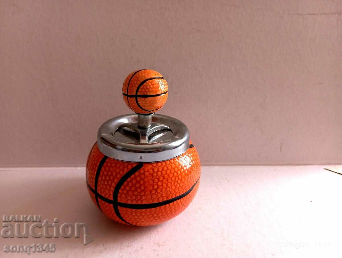 Great Ashtray-Basketball From 0.01 St.