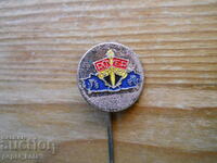 badge "Rover" - car company - England